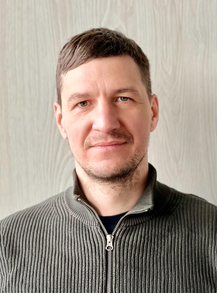 Денис Петухов
